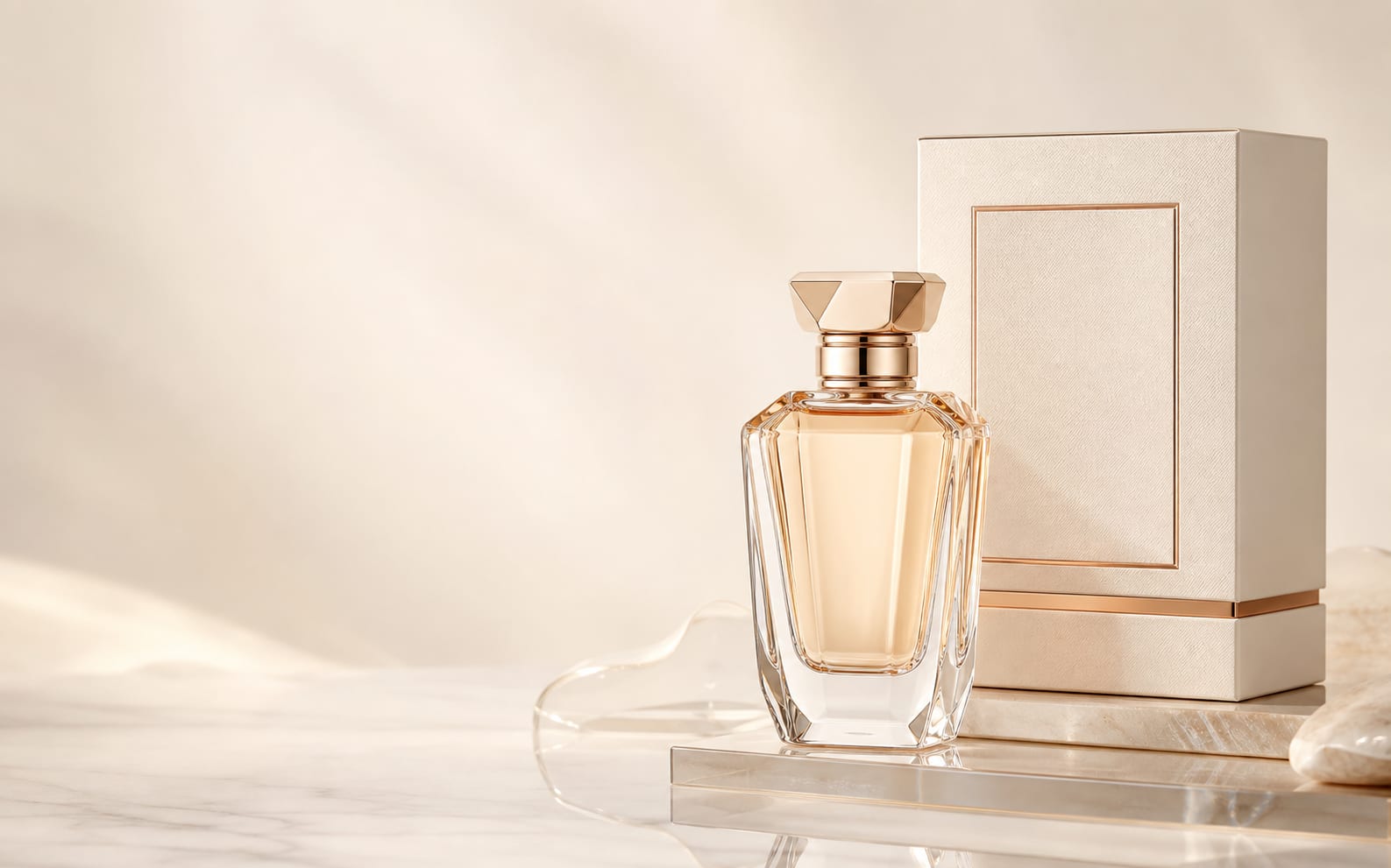 Rewarx Studio AI Shopify parfume produktbilledgenerator: Skab Shopify parfumebilleder der viser glas, label og luksusdetaljer Rewarx Studio AI Shopify parfume produktbilledgenerator: Skab Shopify parfumebilleder der viser glas, label og luksusdetaljer